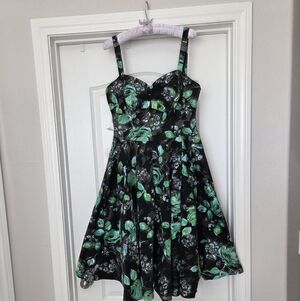 Rrtrospec'd Green And Black Rose Floral 1950's Style Swing Dress US 12 / AUS 16